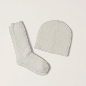 NWT Barefoot Dreams Pearl CozyChic® Beanie and Sock Set